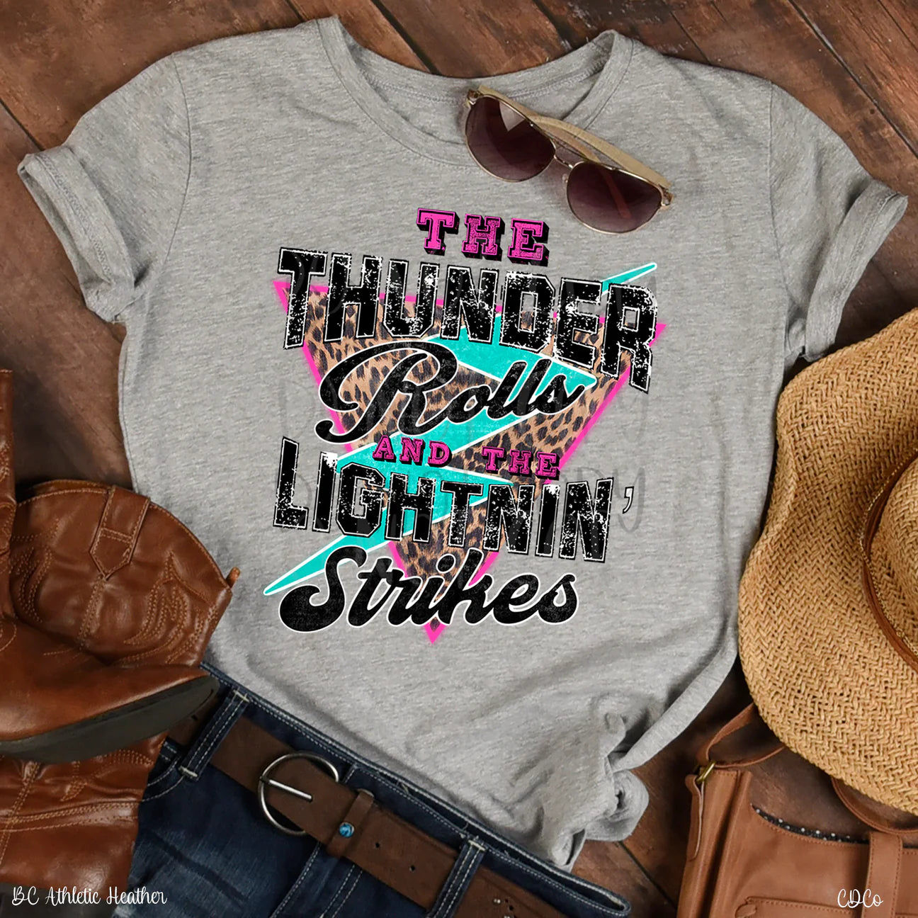 The thunder rolls leopard bolt